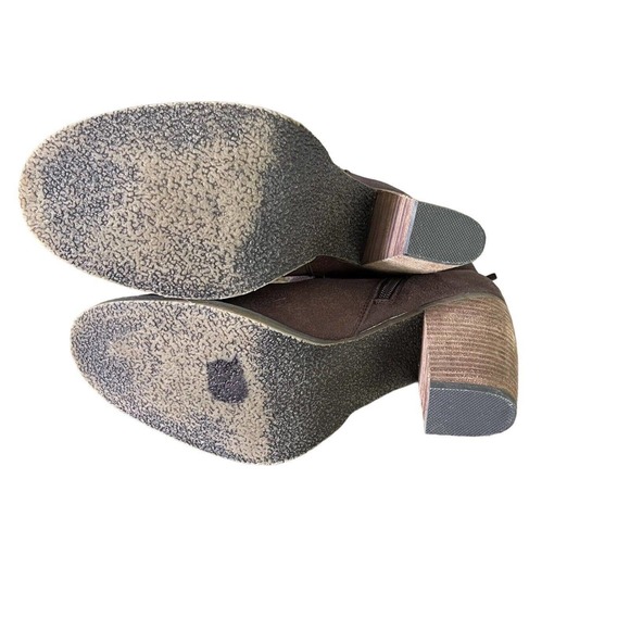 Sbicca Percussion Block Heel Round Toe Ankle Booties Boots - Picture 8 of 10